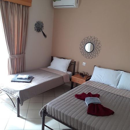 Chrysafis Apartments Nea Vrasna Exterior photo