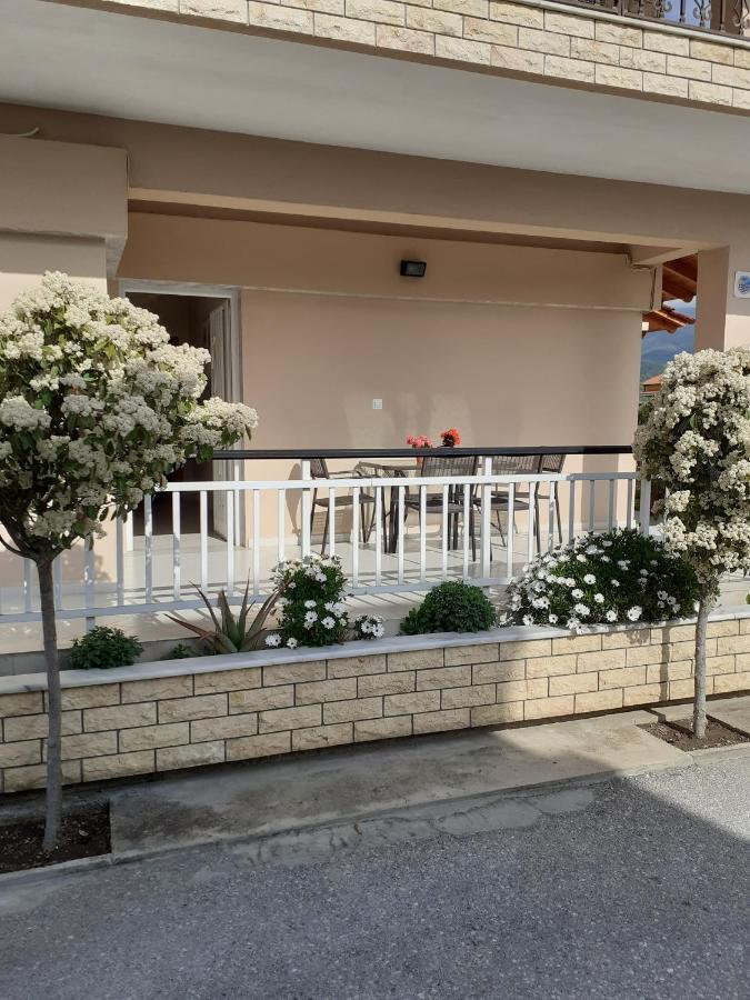 Chrysafis Apartments Nea Vrasna Exterior photo